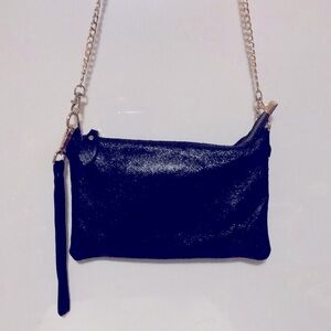 7CHI GORGEOUS Black sparkled leather crossbody bag with heavy gold chain.